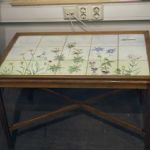 205 1076 TABLE